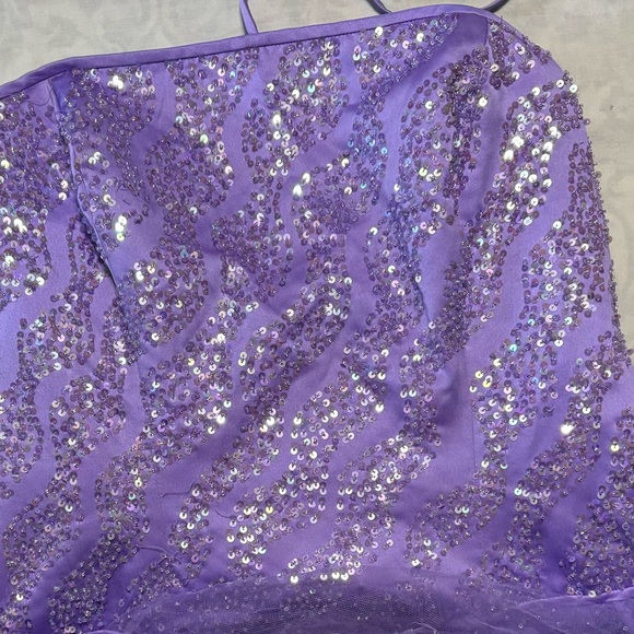 Elegant Purple Strapless Gown - Picture 7 of 11